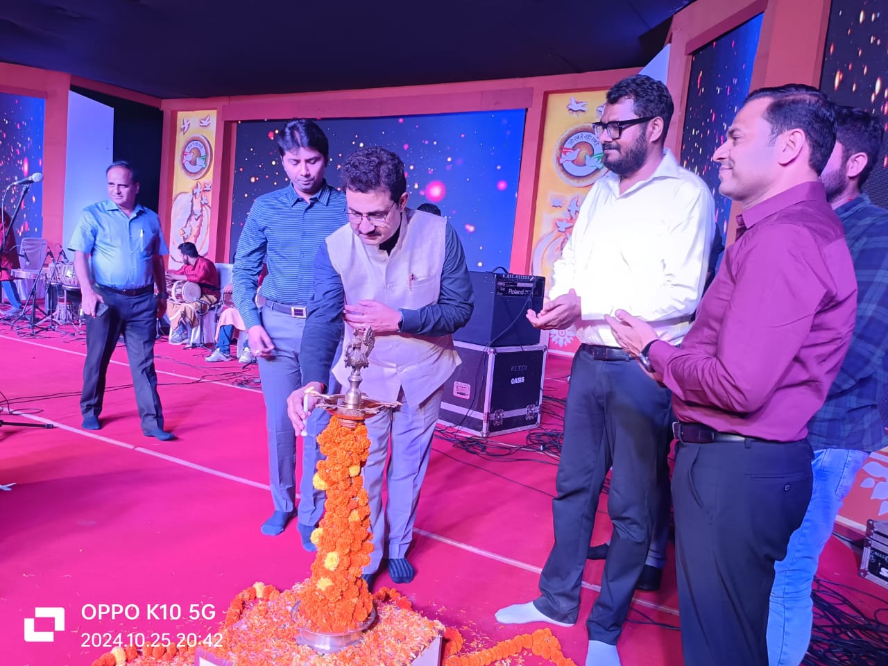 Adjnekidevatamahotsavmedeepprajvalitkarki एडीजे श्रीकृष्ण